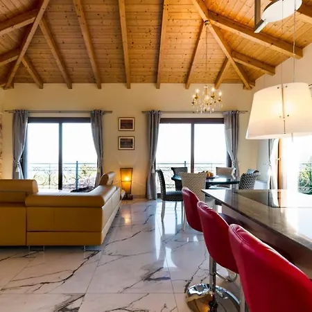 The View Complex * Nydri (Lefkada)