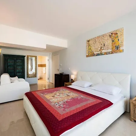 Villa The View Complex