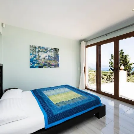 The View Complex * Nydri (Lefkada)