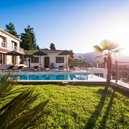 Villa The View Complex *